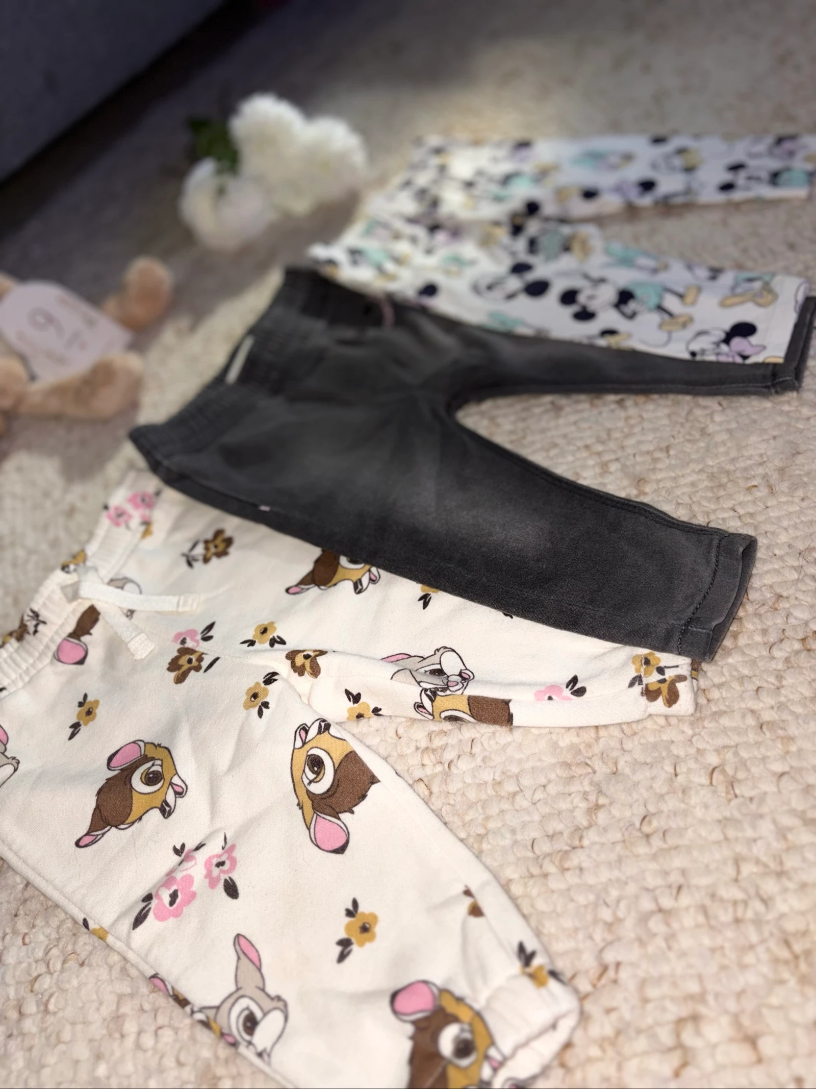 🎀 Lote de 3 calças para menina – 9 meses – photo 2